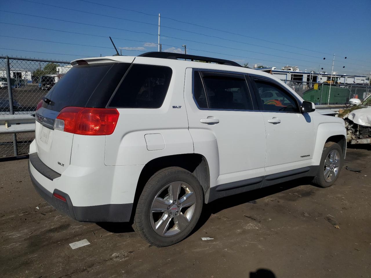 2015 GMC Terrain - Image 3