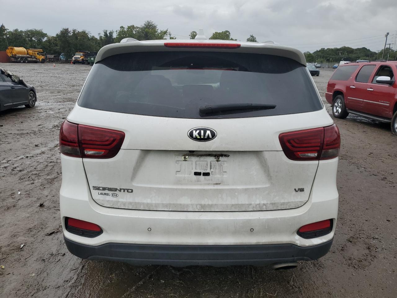 5XYPGDA59KG535675 2019 Kia Sorento Lx