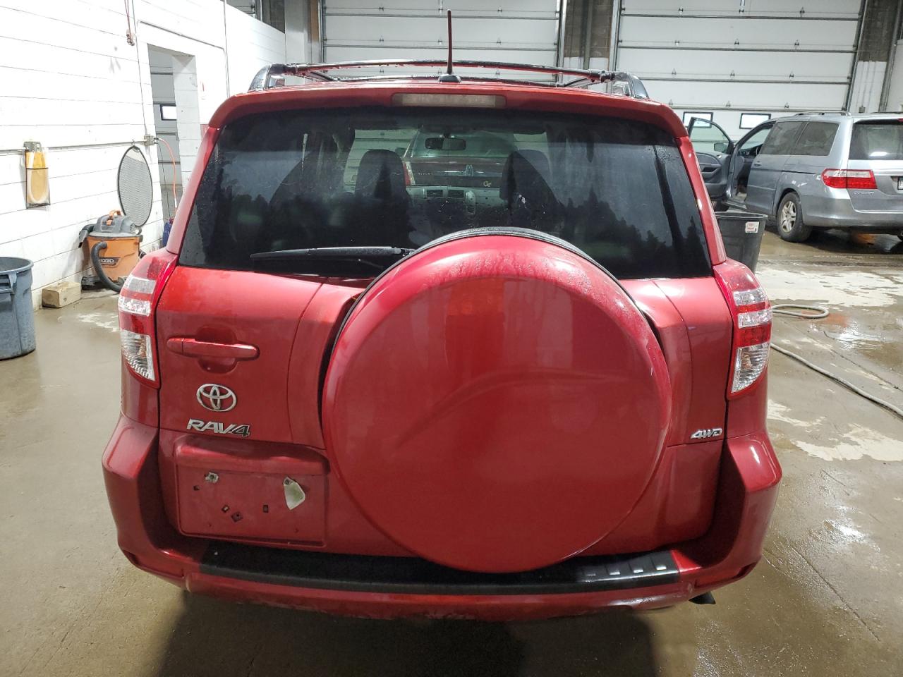 JTMBF4DV5B5045882 2011 Toyota Rav4