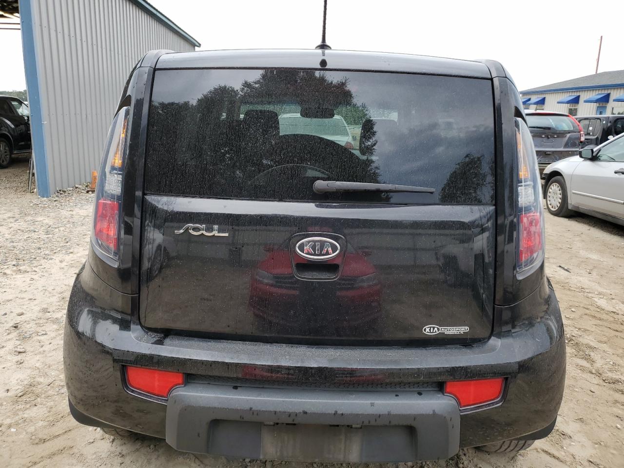 2011 Kia Soul + VIN: KNDJT2A20B7287020 Lot: 75244704