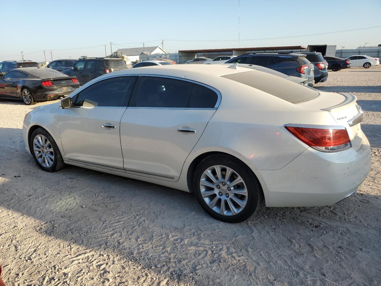 VIN 1G4GC5E36DF331184 2013 BUICK LACROSSE no.2