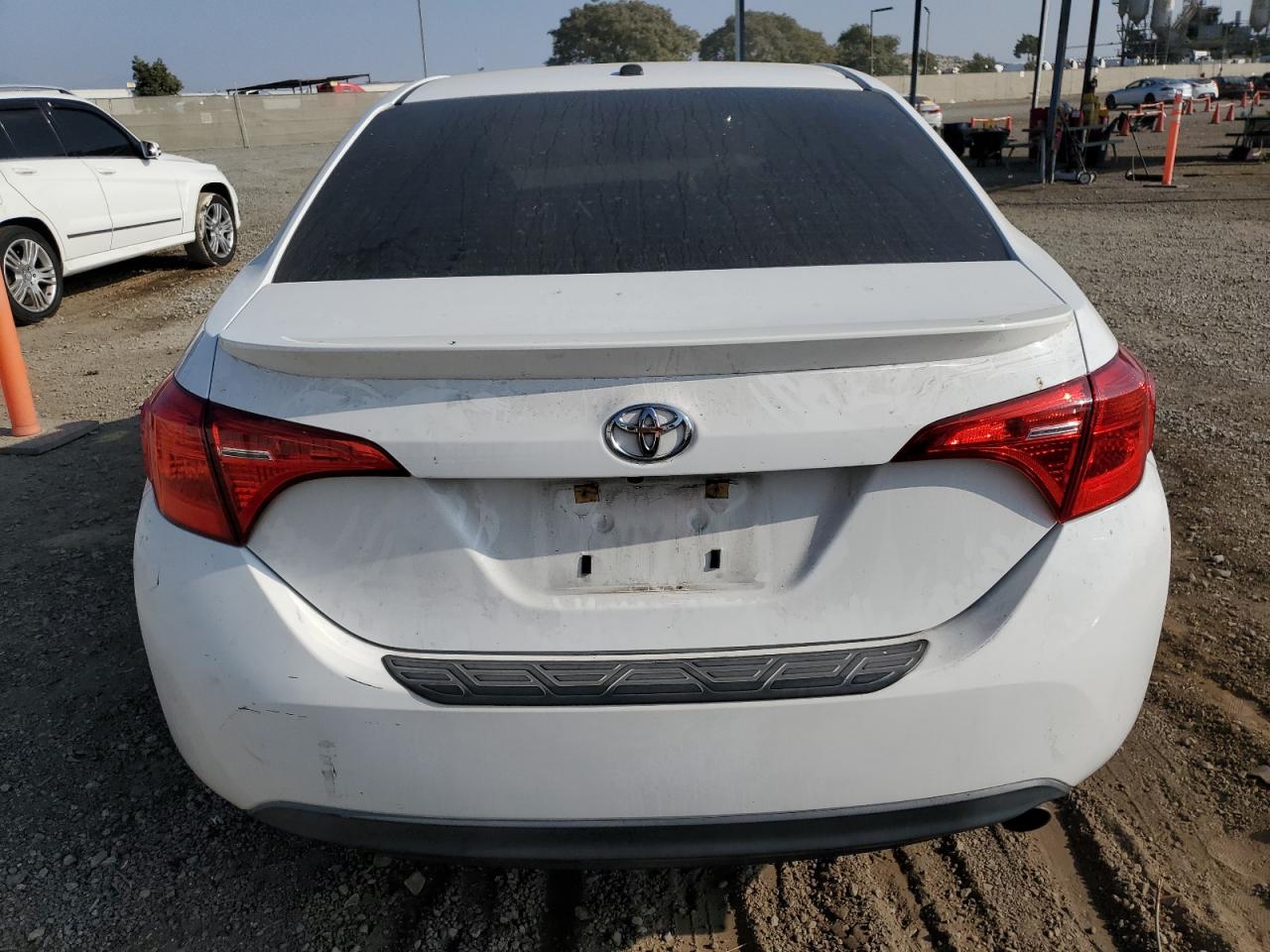 2017 Toyota Corolla L VIN: 2T1BURHE7HC798564 Lot: 76194384