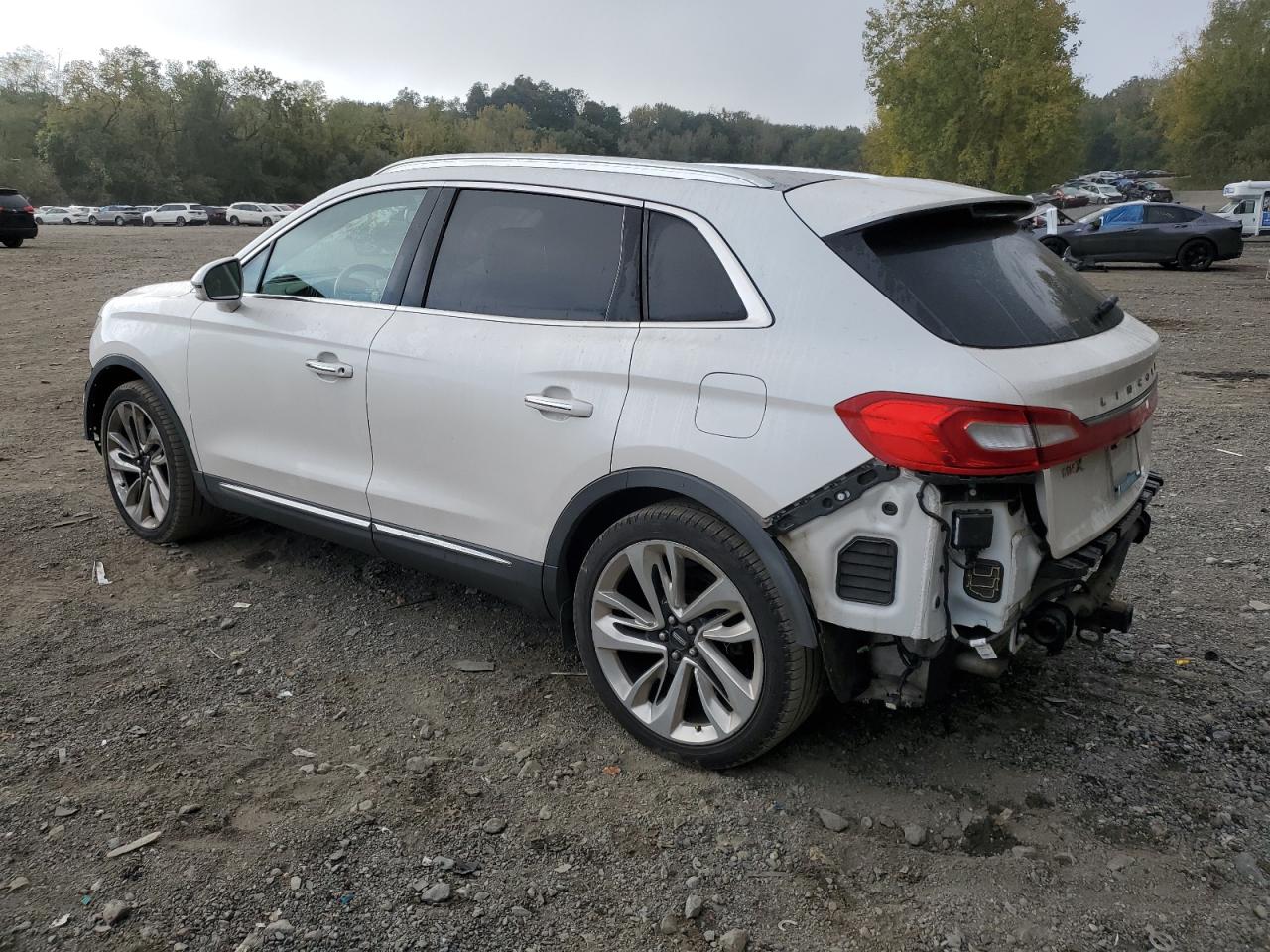 2018 Lincoln MKX - Image 2