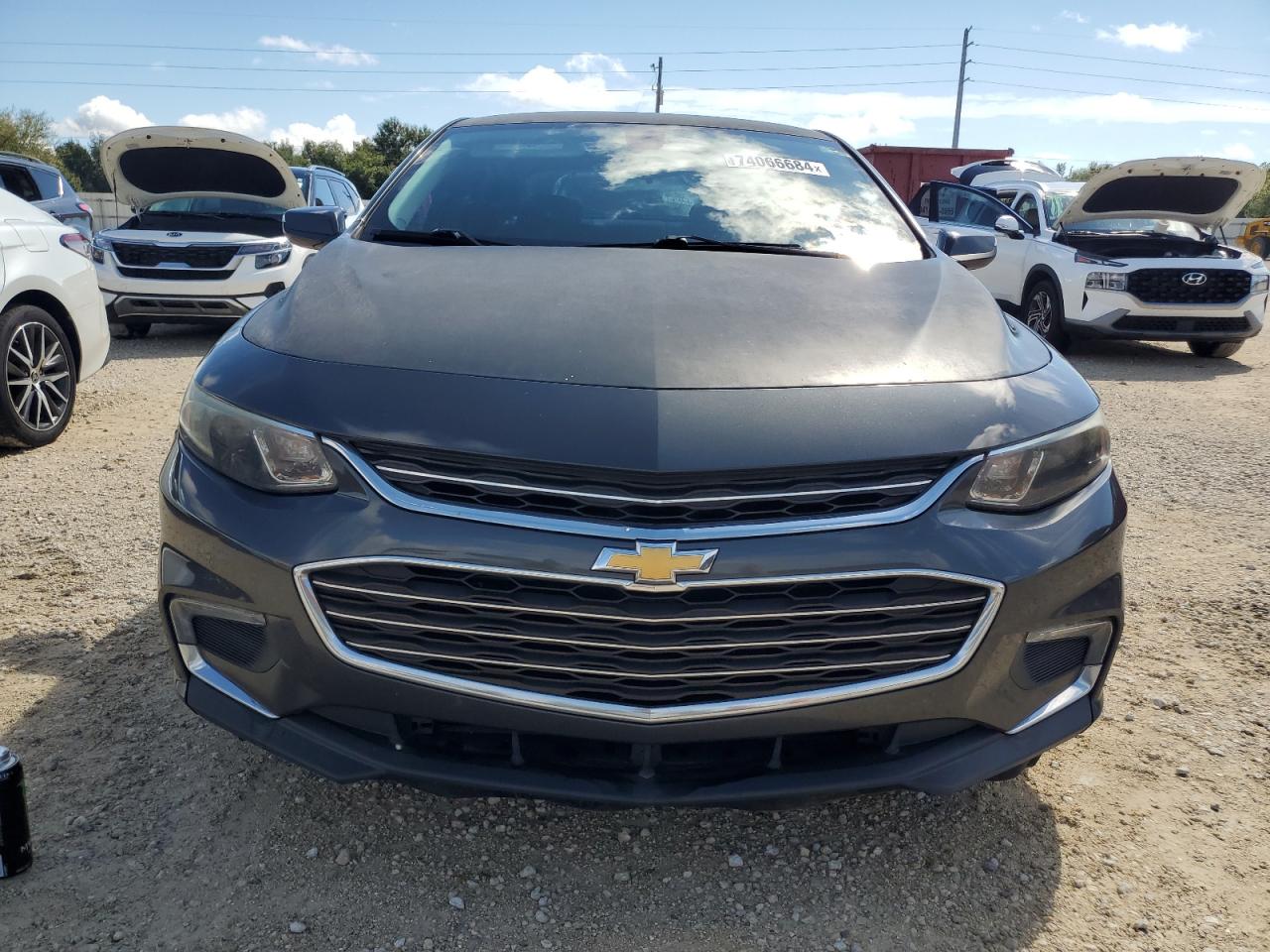 2017 Chevrolet Malibu - Image 5