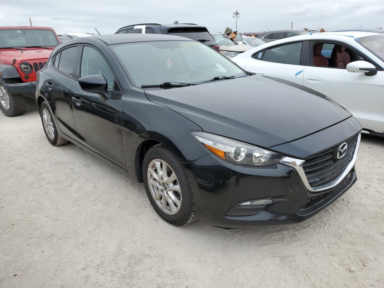 2017 Mazda 3 - Image 4