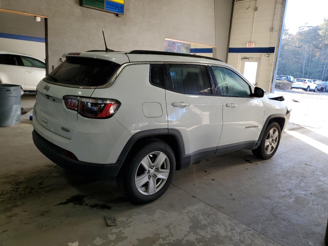 2022 Jeep Compass - Image 3