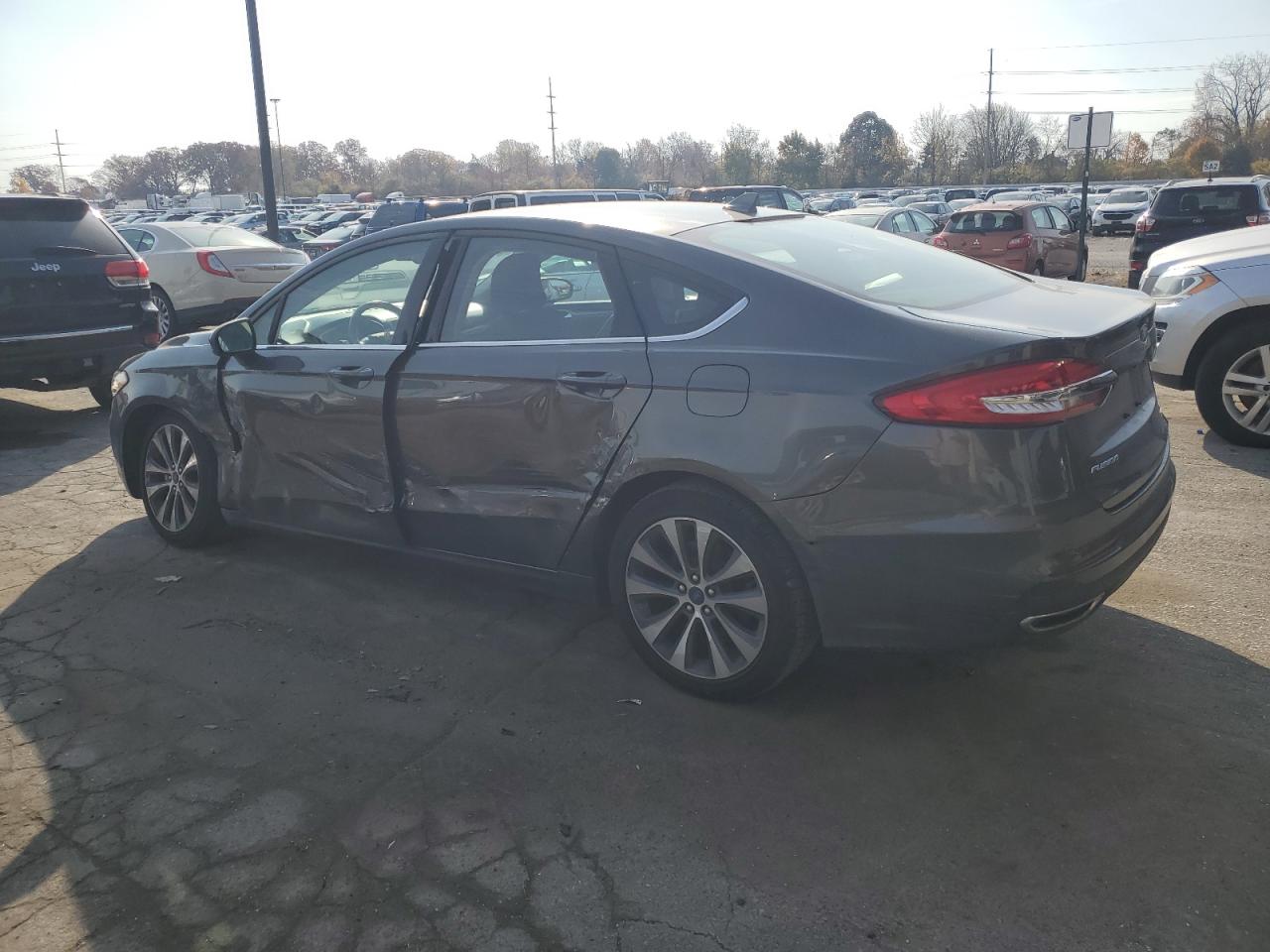 3FA6P0T93KR238739 2019 FORD FUSION - Image 2