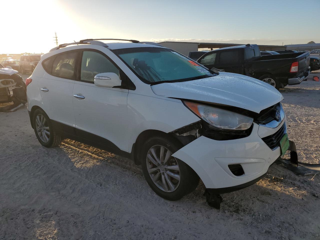 2012 Hyundai Tucson - Image 4