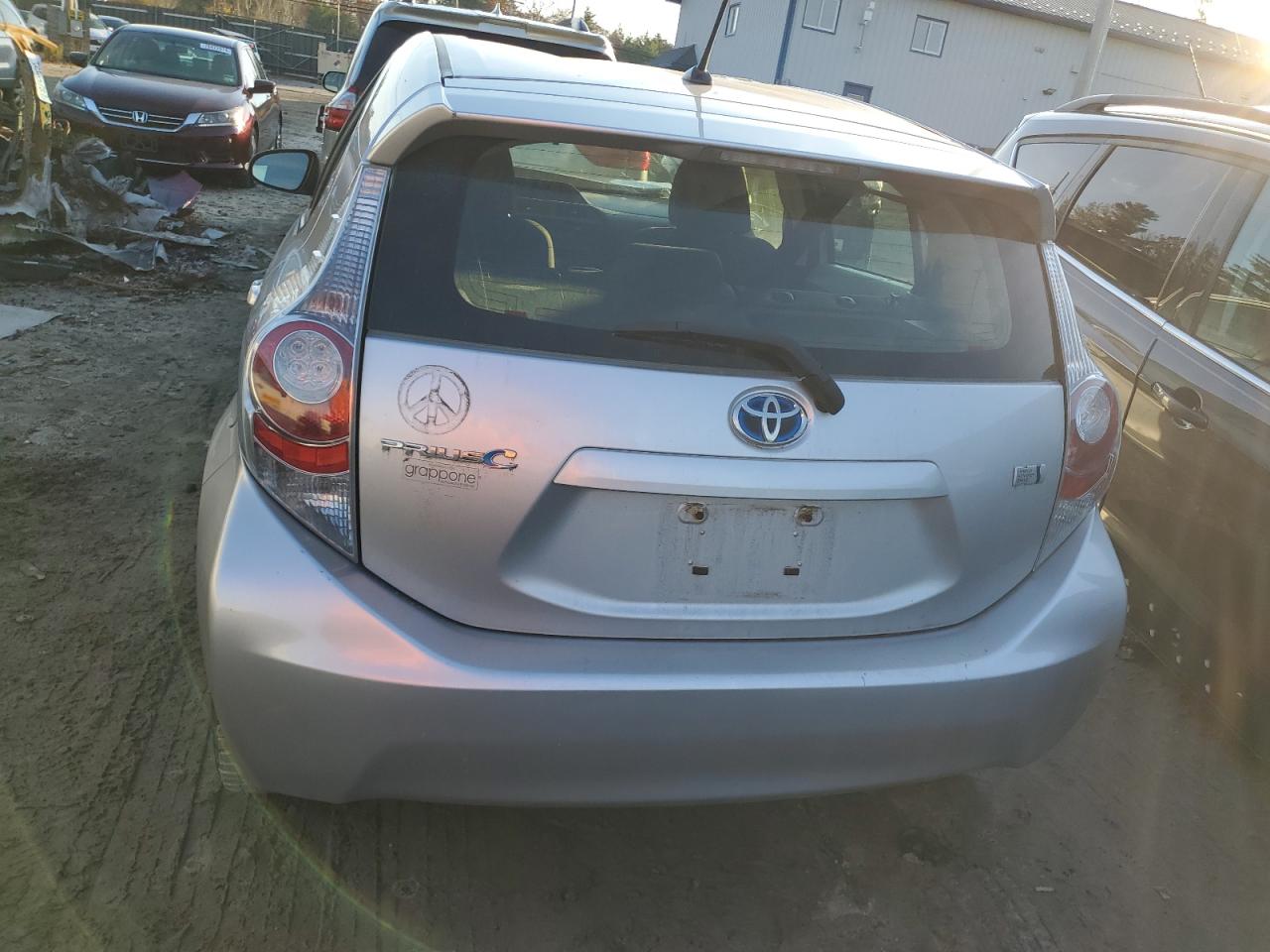 2014 Toyota Prius C VIN: JTDKDTB32E1561954 Lot: 78691864