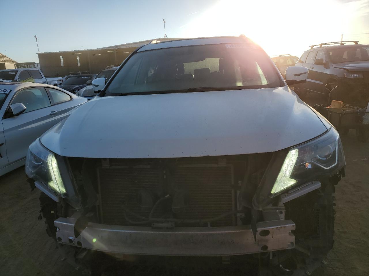 2017 Nissan Pathfinder - Image 5