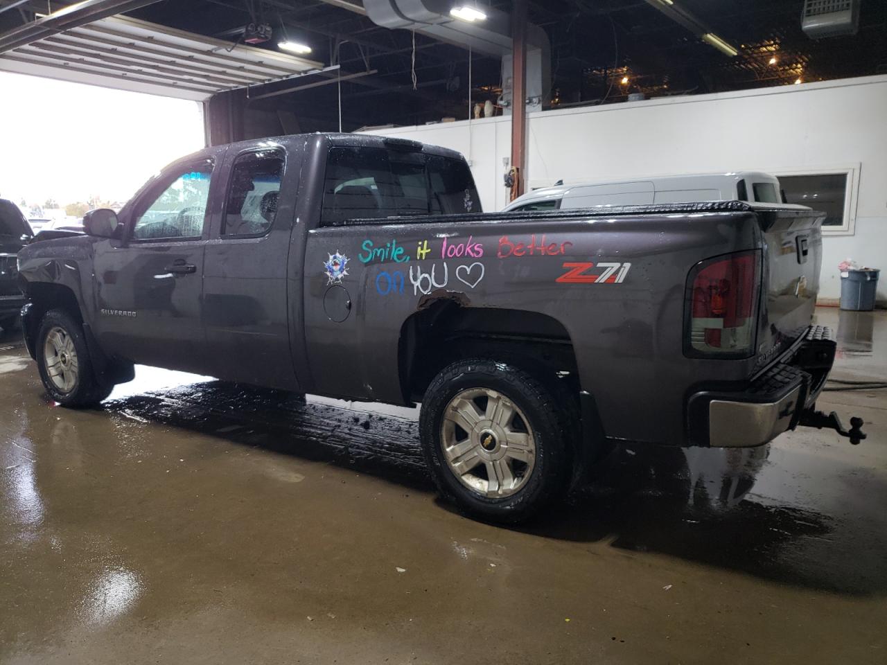 2010 Chevrolet Silverado - Image 2