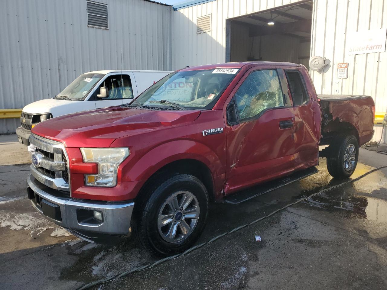 VIN 1FTEX1CG4FFD11260 2015 FORD F-150 no.1