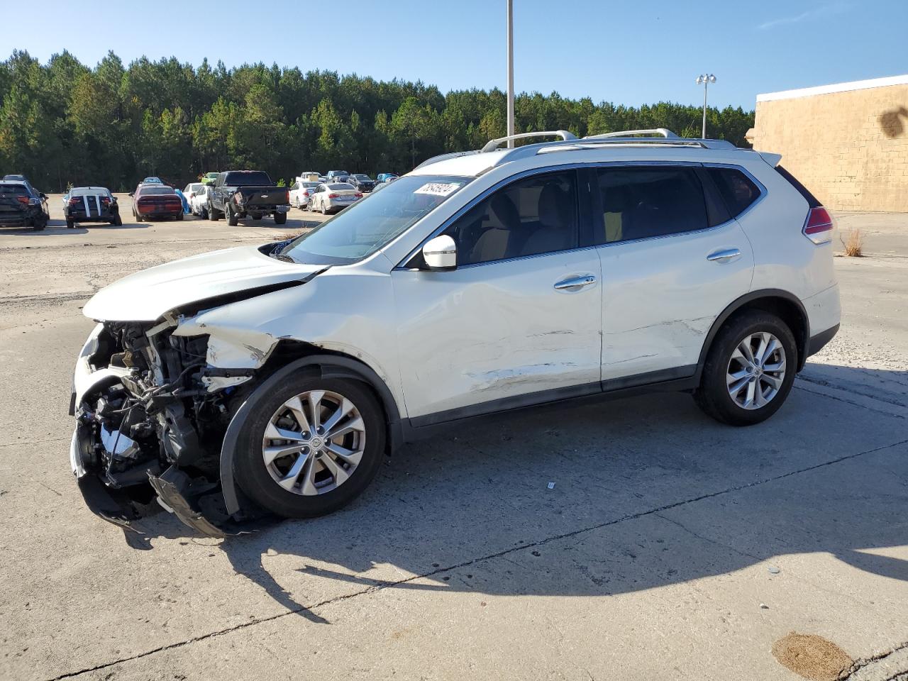 2016 Nissan Rogue - Image 1