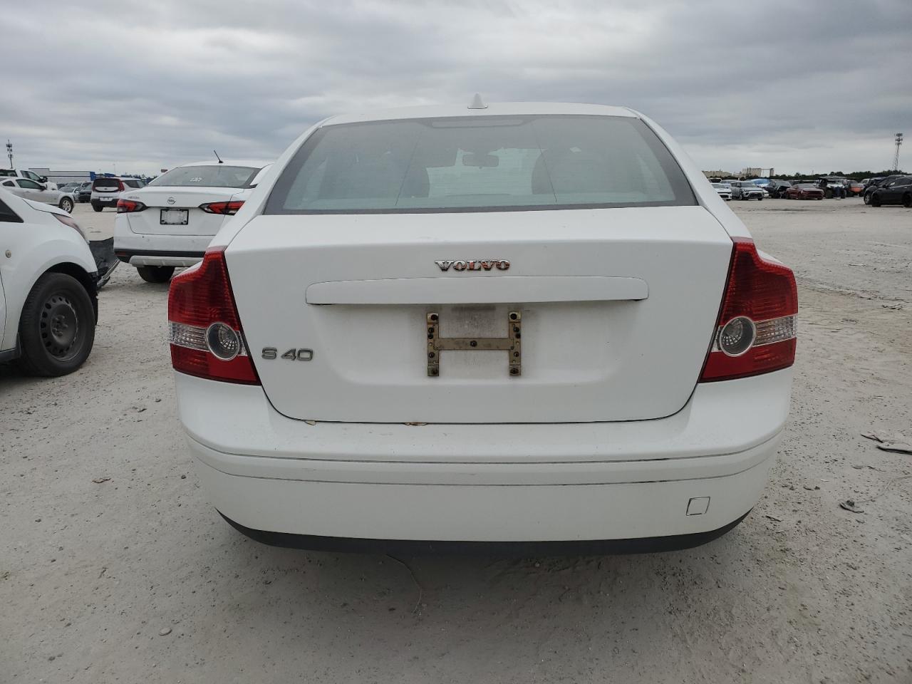 2007 Volvo S40 2.4I VIN: YV1MS382272267409 Lot: 76596874