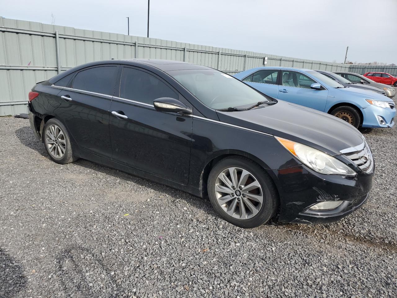 2013 Hyundai Sonata - Image 4