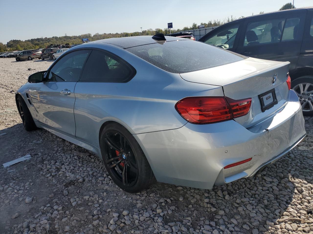 WBS3R9C57HK709709 2017 BMW M4 - Image 2