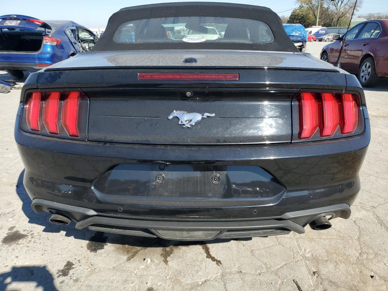 2018 Ford Mustang VIN: 1FATP8UH6J5143620 Lot: 77112544