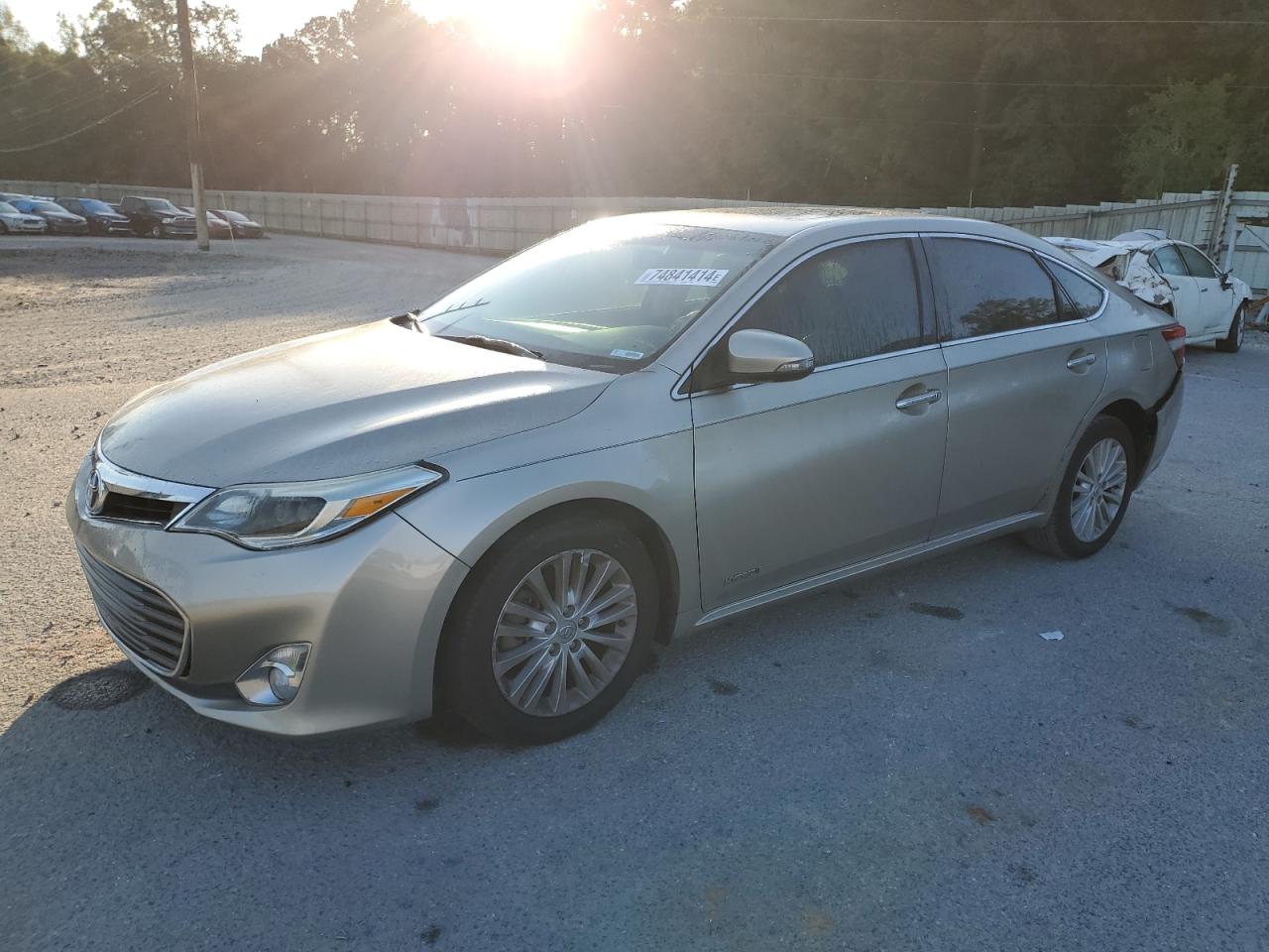 2013 TOYOTA AVALON