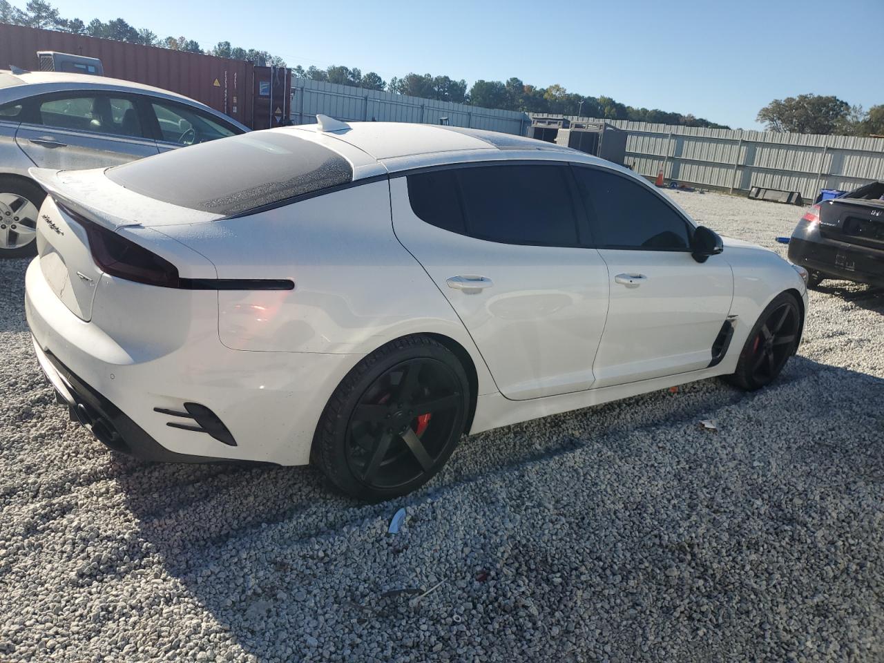 2019 Kia Stinger - Image 3