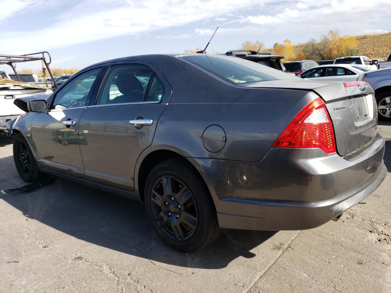 2010 Ford Fusion - Image 2