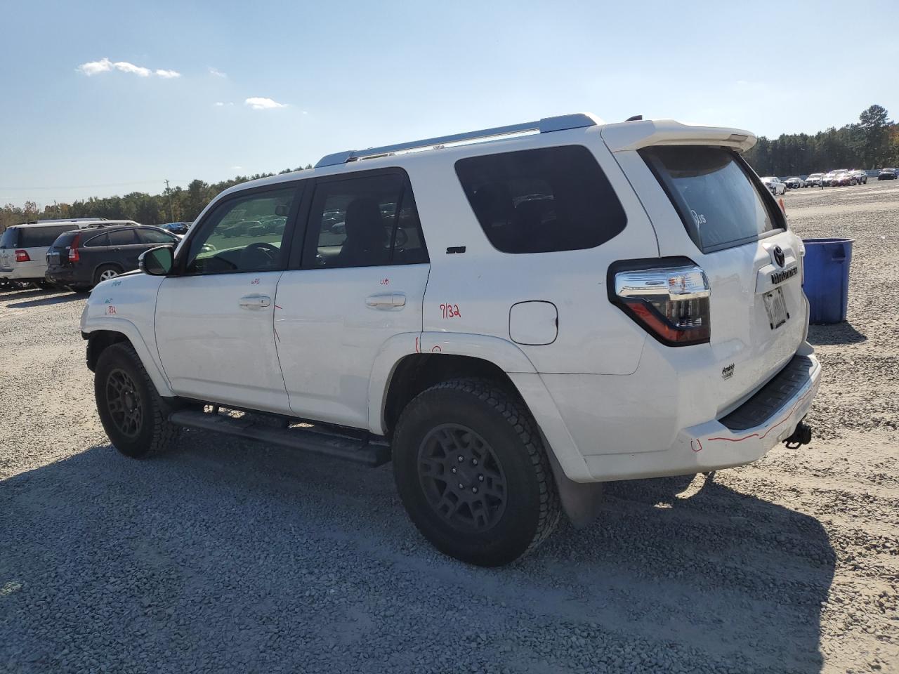 VIN JTEBU5JR5H5457761 2017 TOYOTA 4RUNNER no.2