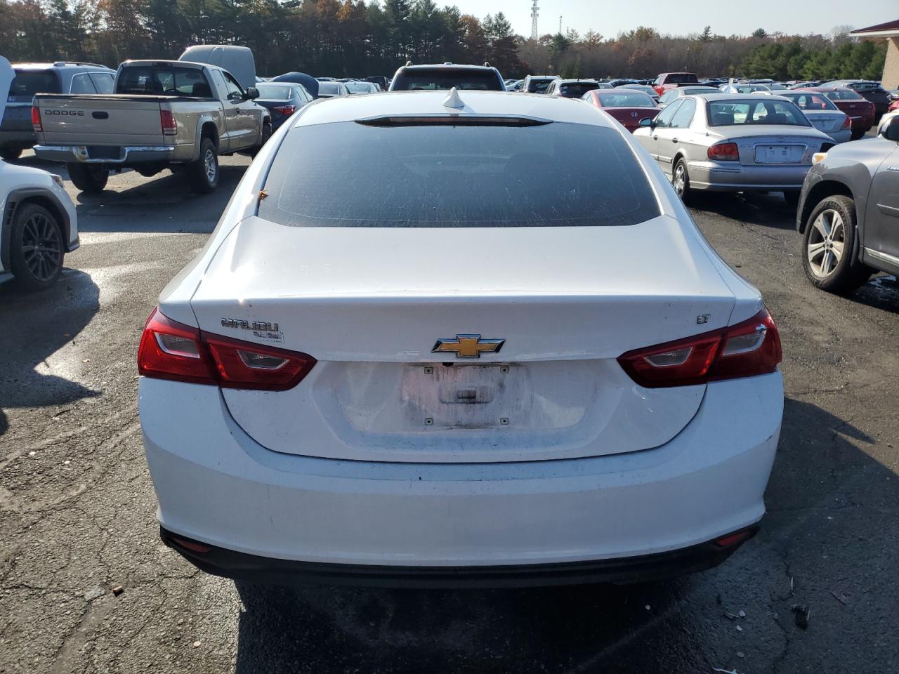 2018 Chevrolet Malibu - Image 6