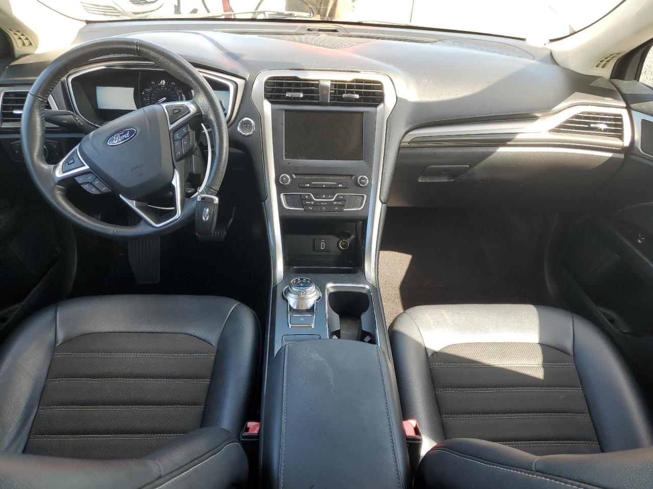 2017 Ford Fusion - Image 8