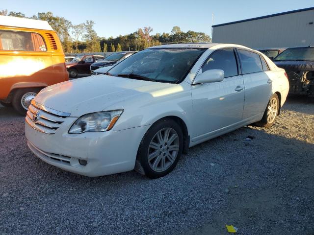 2005 Toyota Avalon Xl