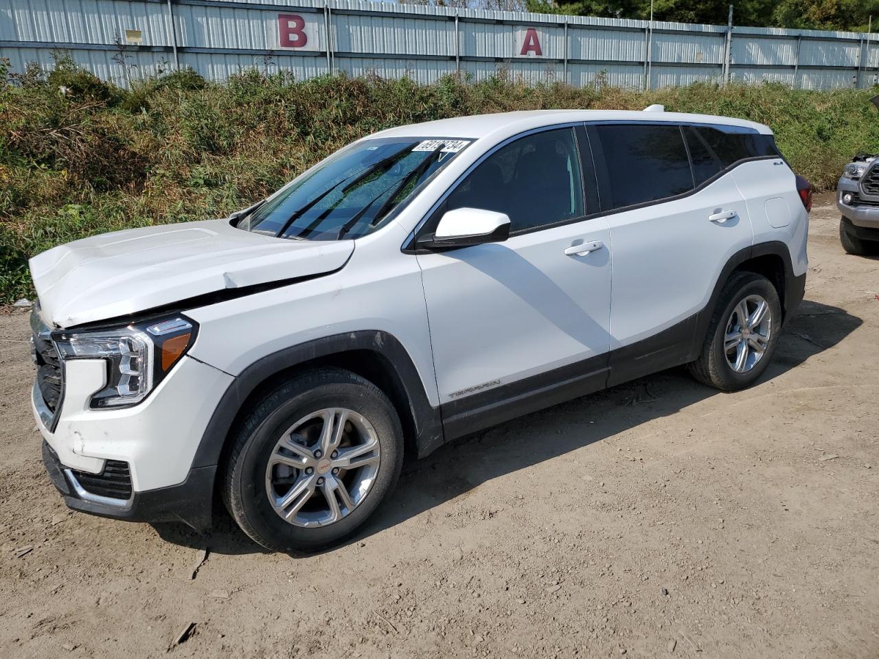 2022 GMC Terrain - Image 1