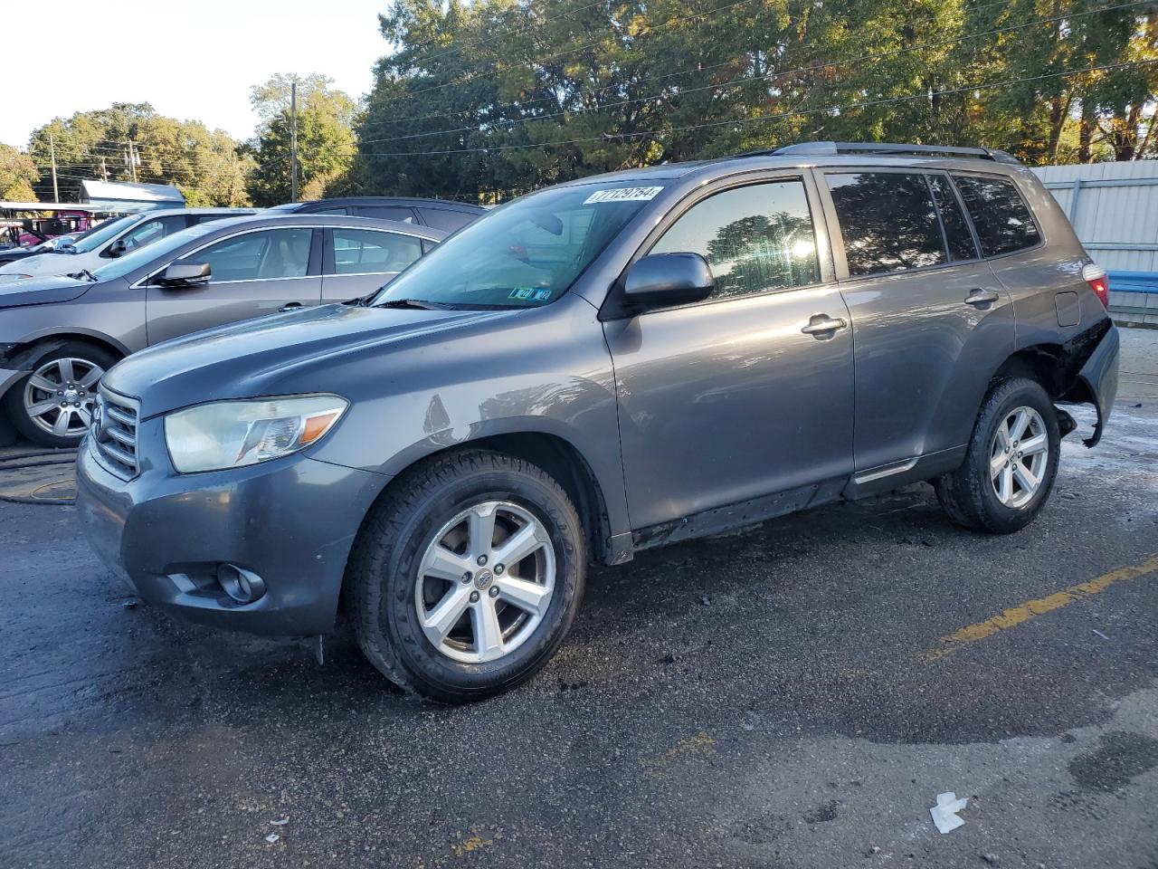 2010 Toyota Highlander - Image 1
