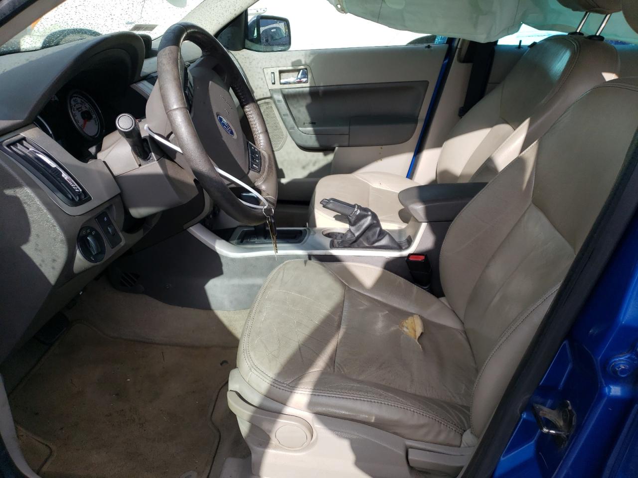 2010 Ford Focus - Image 7