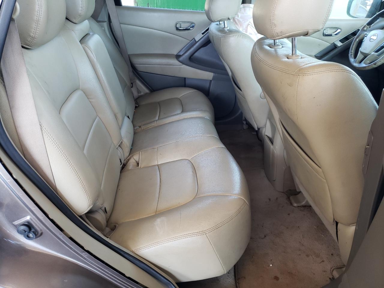 2010 Nissan Murano - Image 11