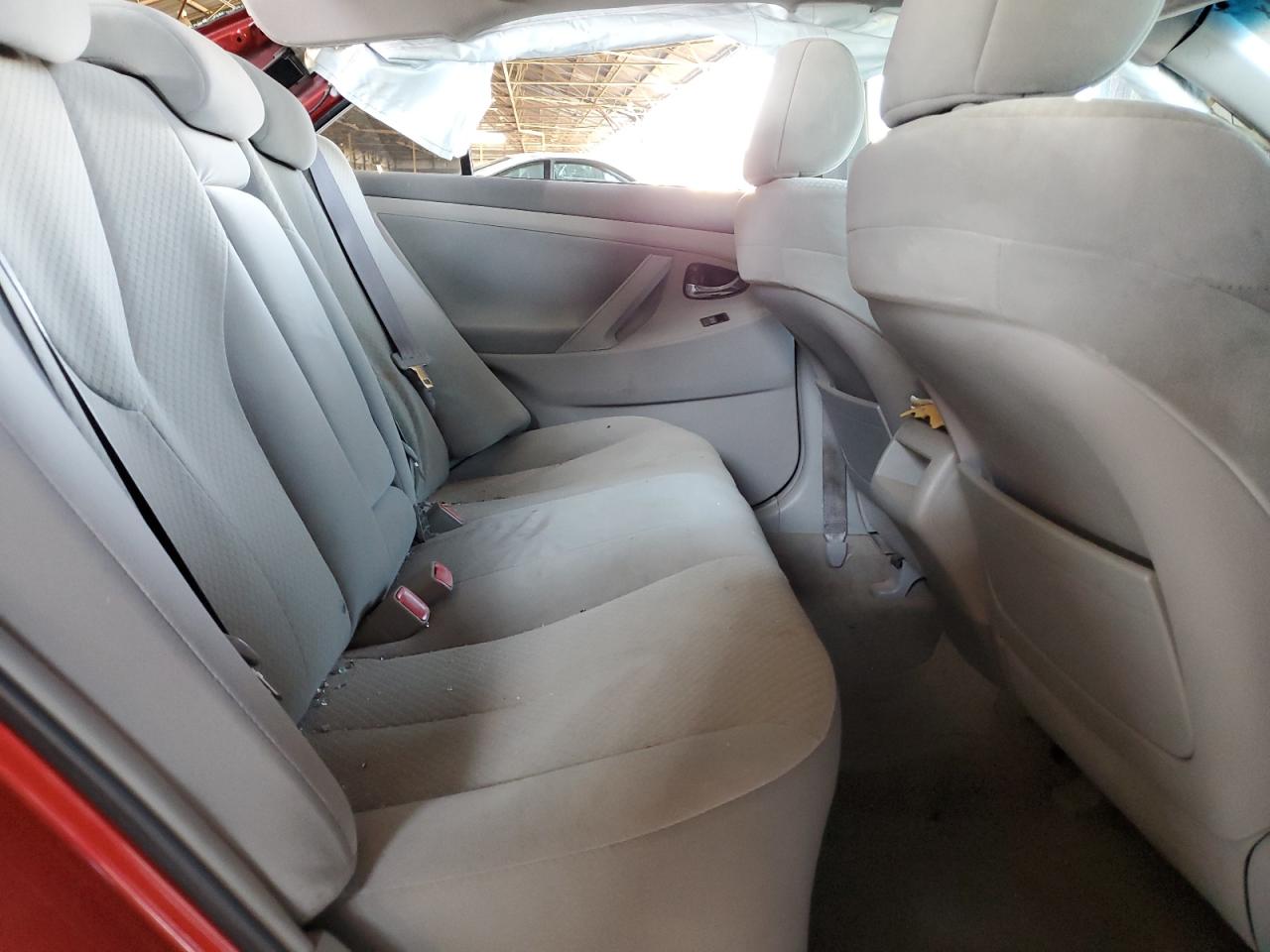2009 Toyota Camry - Image 10