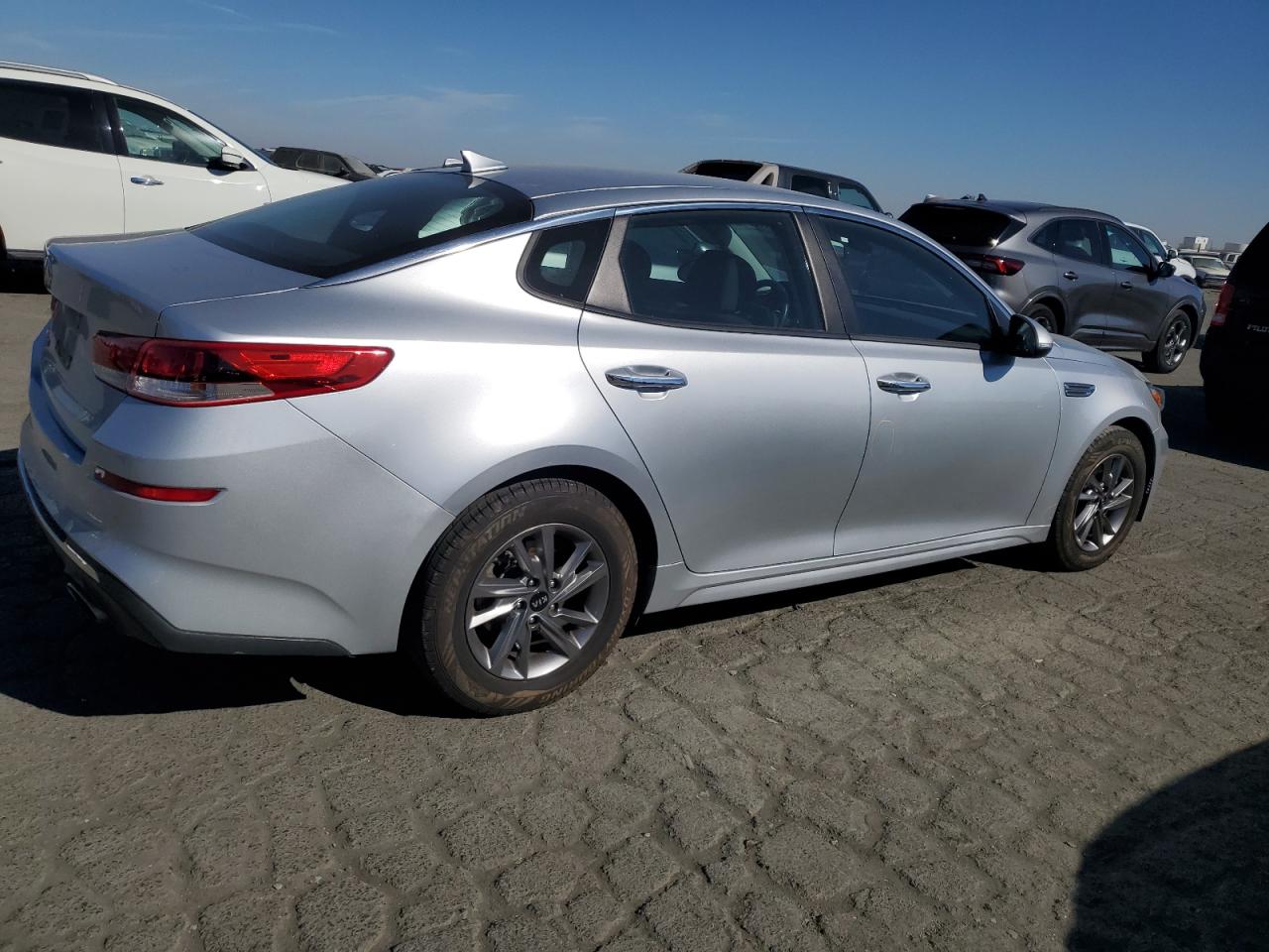2019 Kia Optima - Image 3