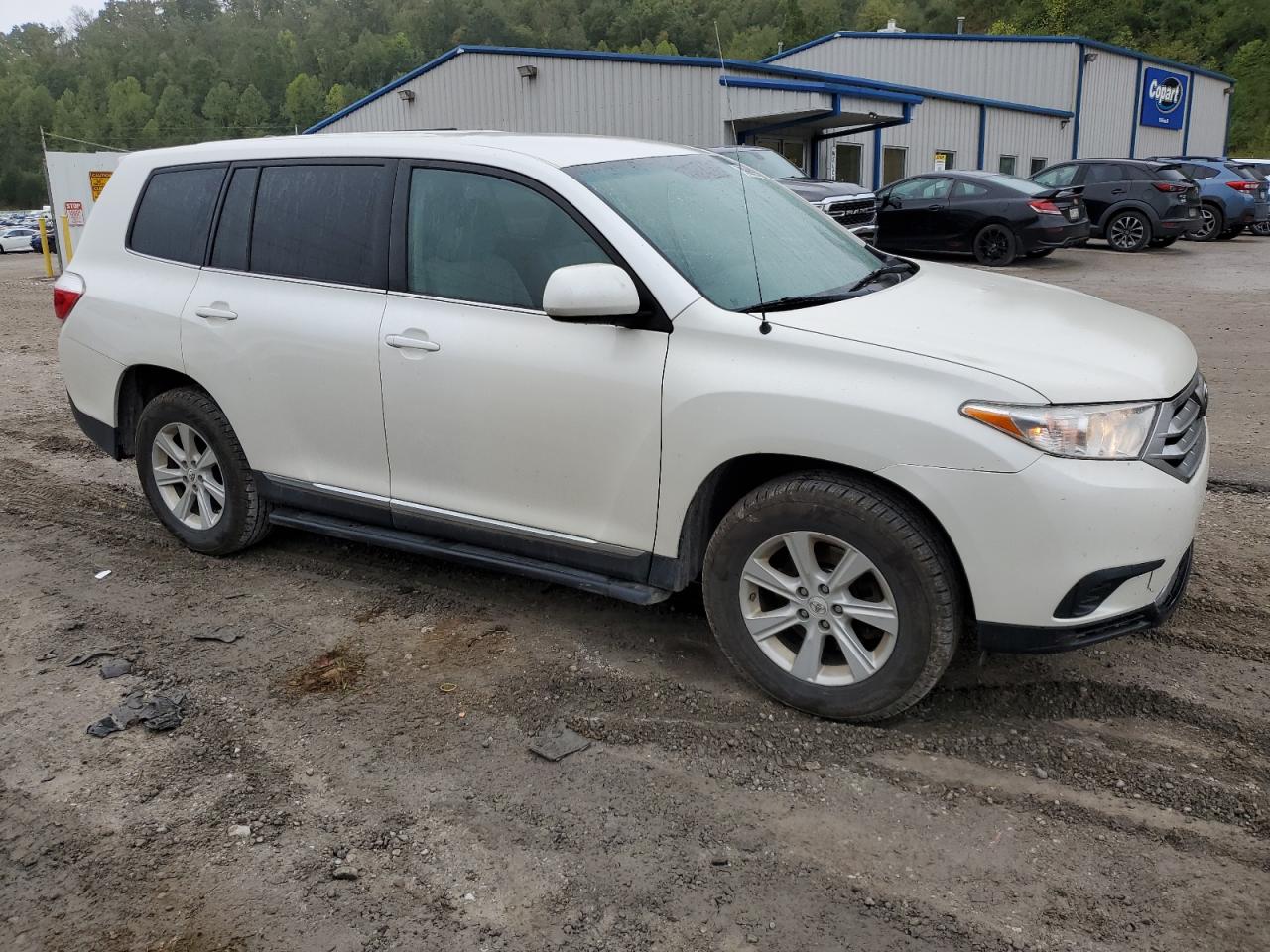 5TDBK3EH7CS121225 2012 Toyota Highlander Base