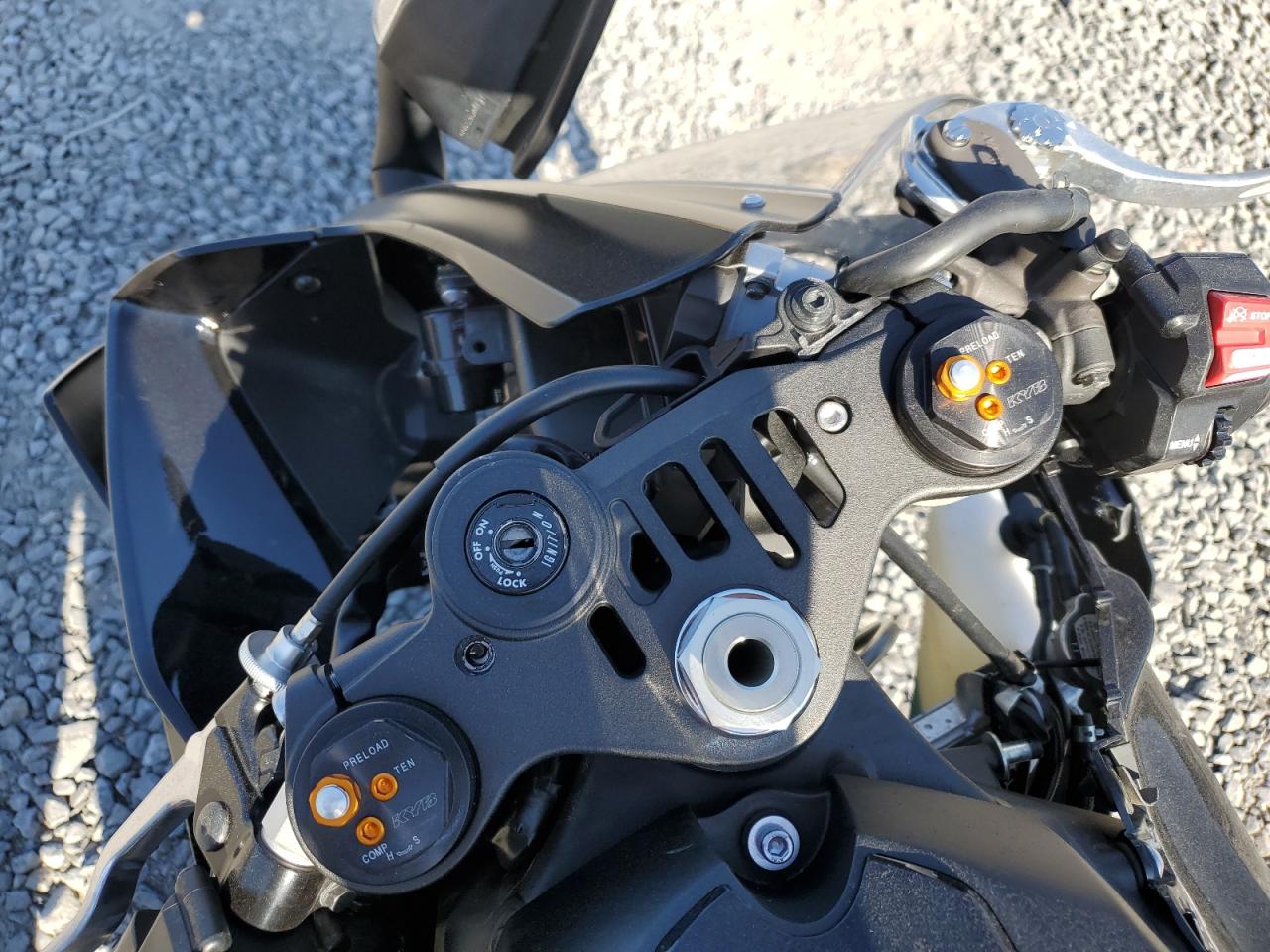 2021 Yamaha Yzfr1 VIN: JYARN66E8MA001567 Lot: 77188694