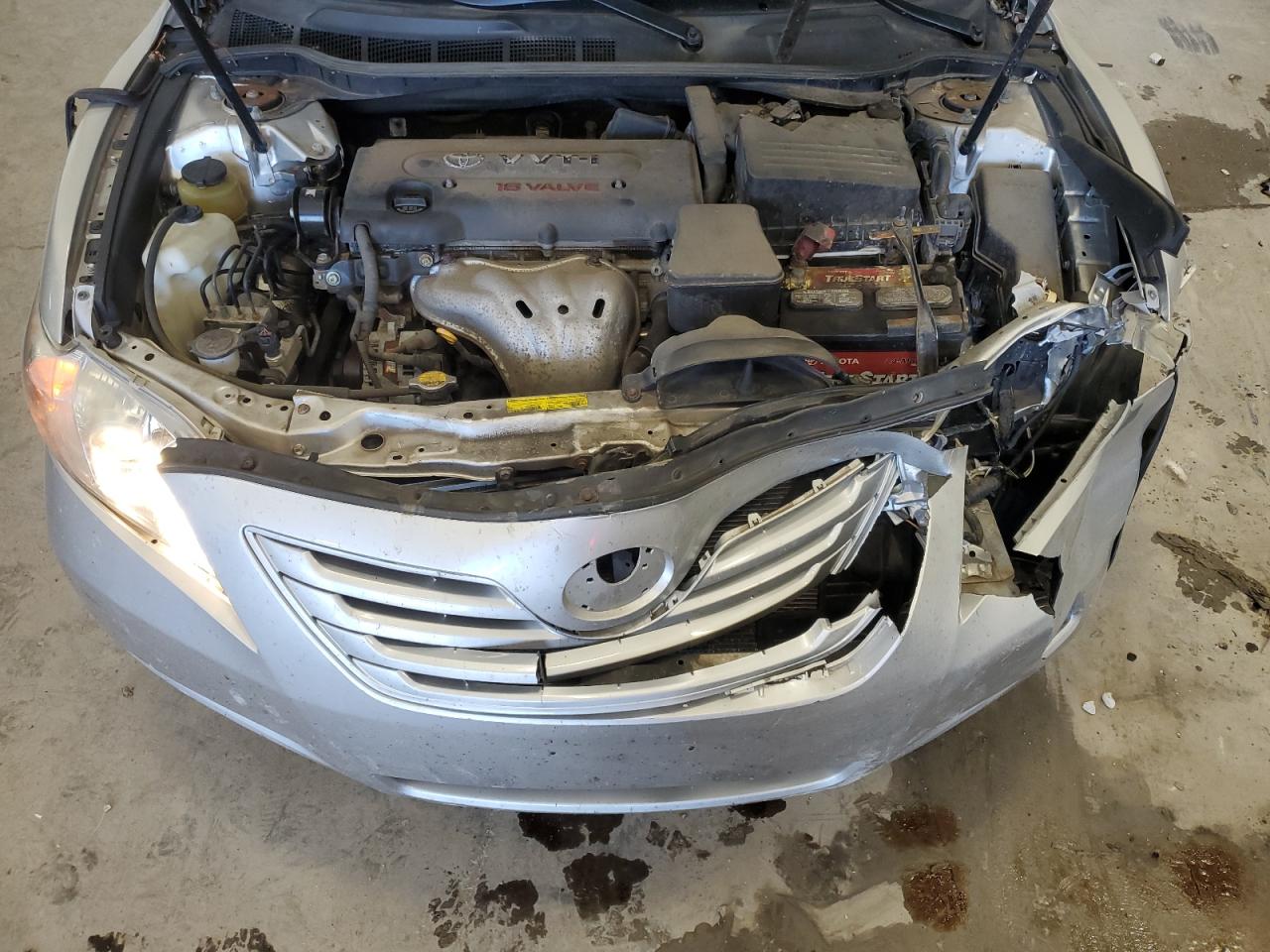 2008 Toyota Camry - Image 11