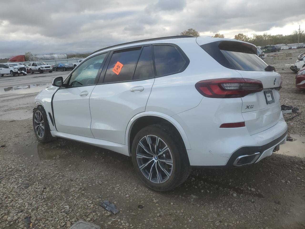 2022 BMW X5 - Image 2
