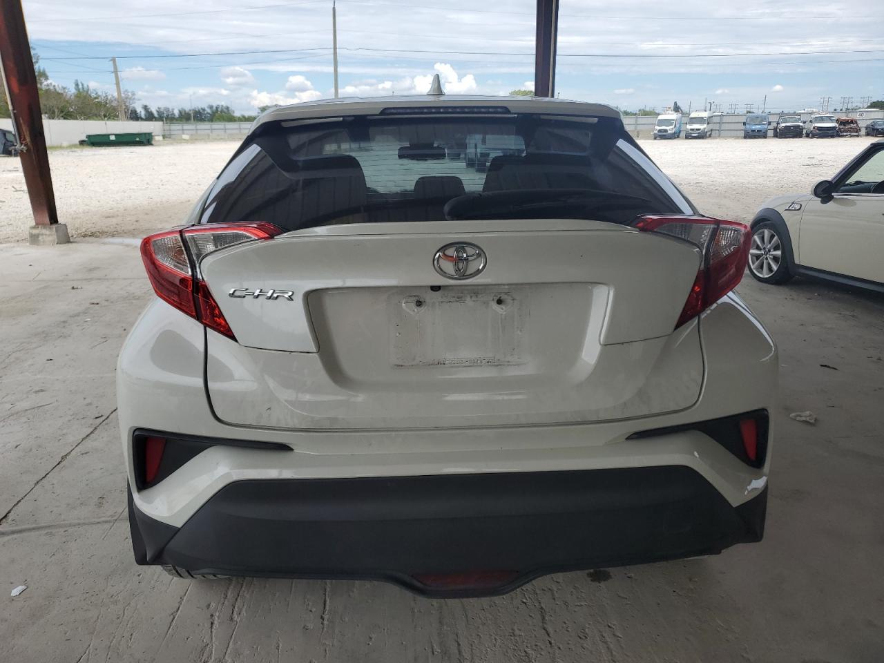 2018 Toyota C-Hr Xle VIN: NMTKHMBX8JR041654 Lot: 74504424