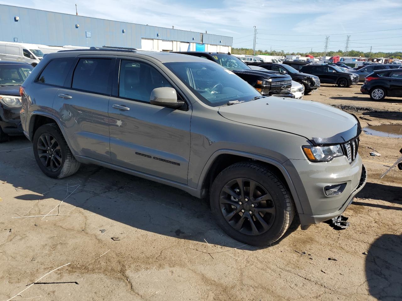 2020 Jeep Grand Cherokee - Image 4