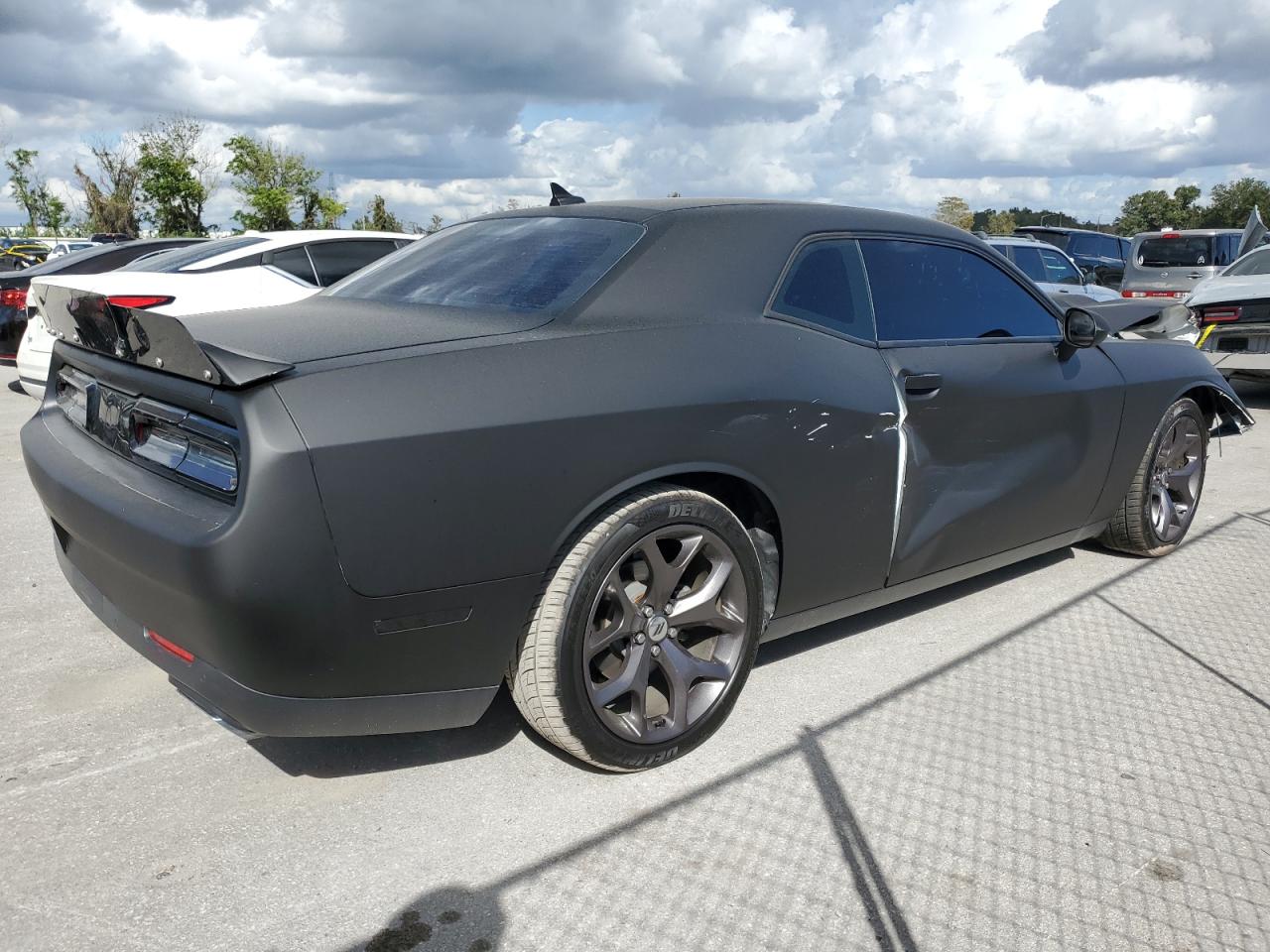 2019 Dodge Challenger - Image 3