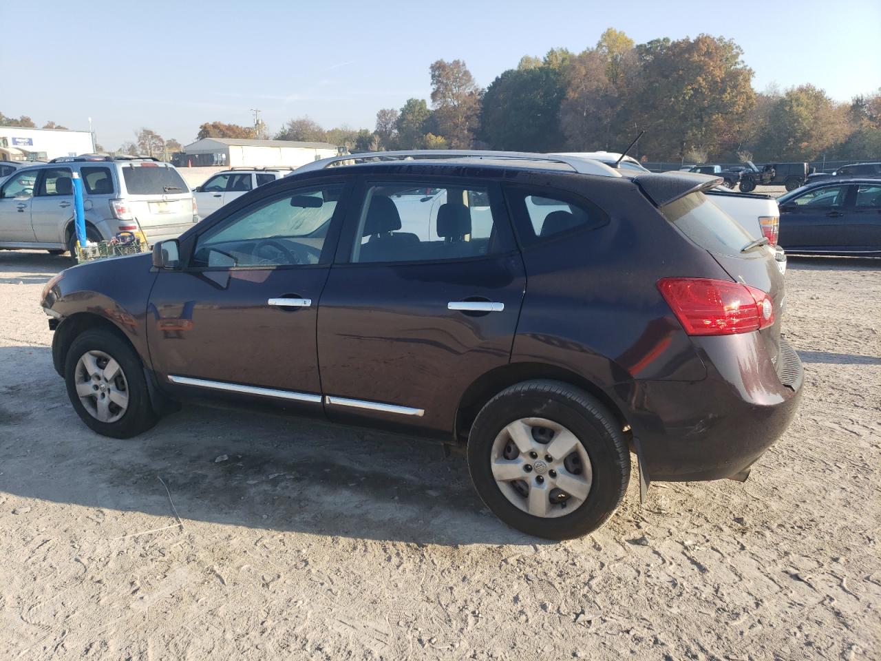 2014 Nissan Rogue - Image 2
