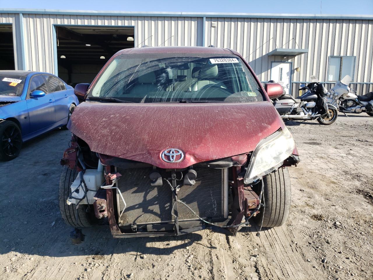 VIN 5TDDK3DC1ES075280 2014 TOYOTA All Models no.5