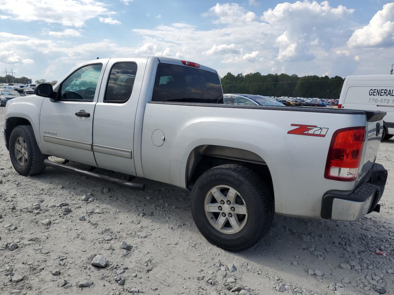 2012 GMC Sierra - Image 2