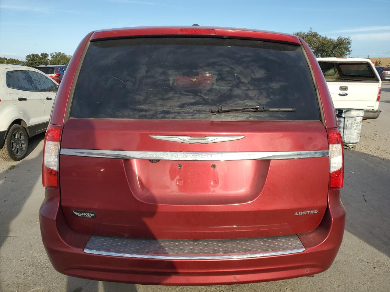 2014 Chrysler Town & Country Limited VIN: 2C4RC1GG3ER310714 Lot: 76827294