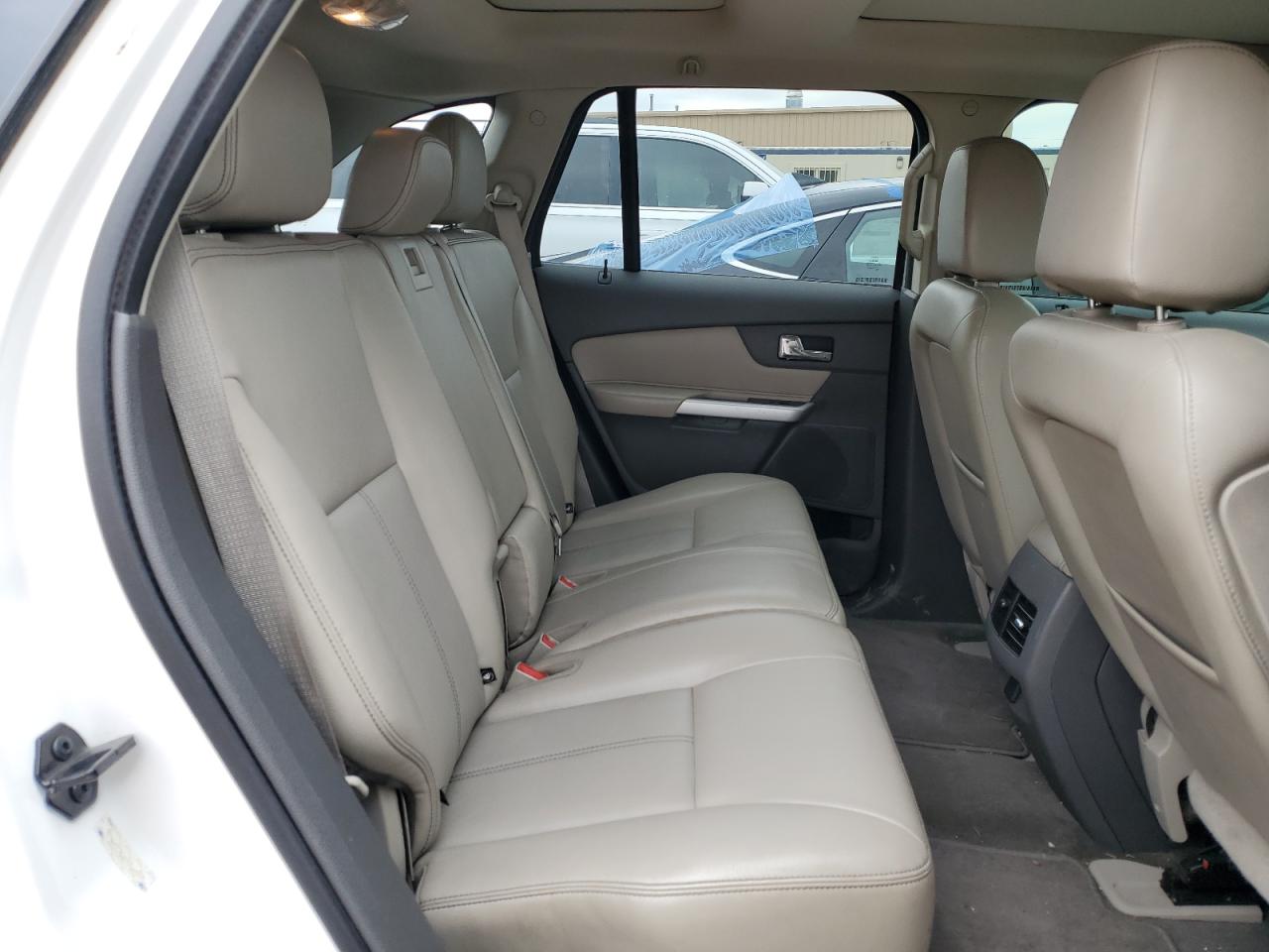 2012 Ford Edge - Image 11