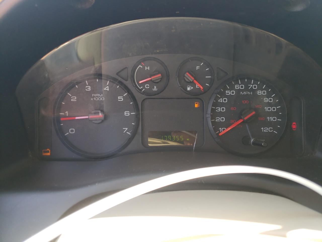 2005 Ford Freestyle - Image 9