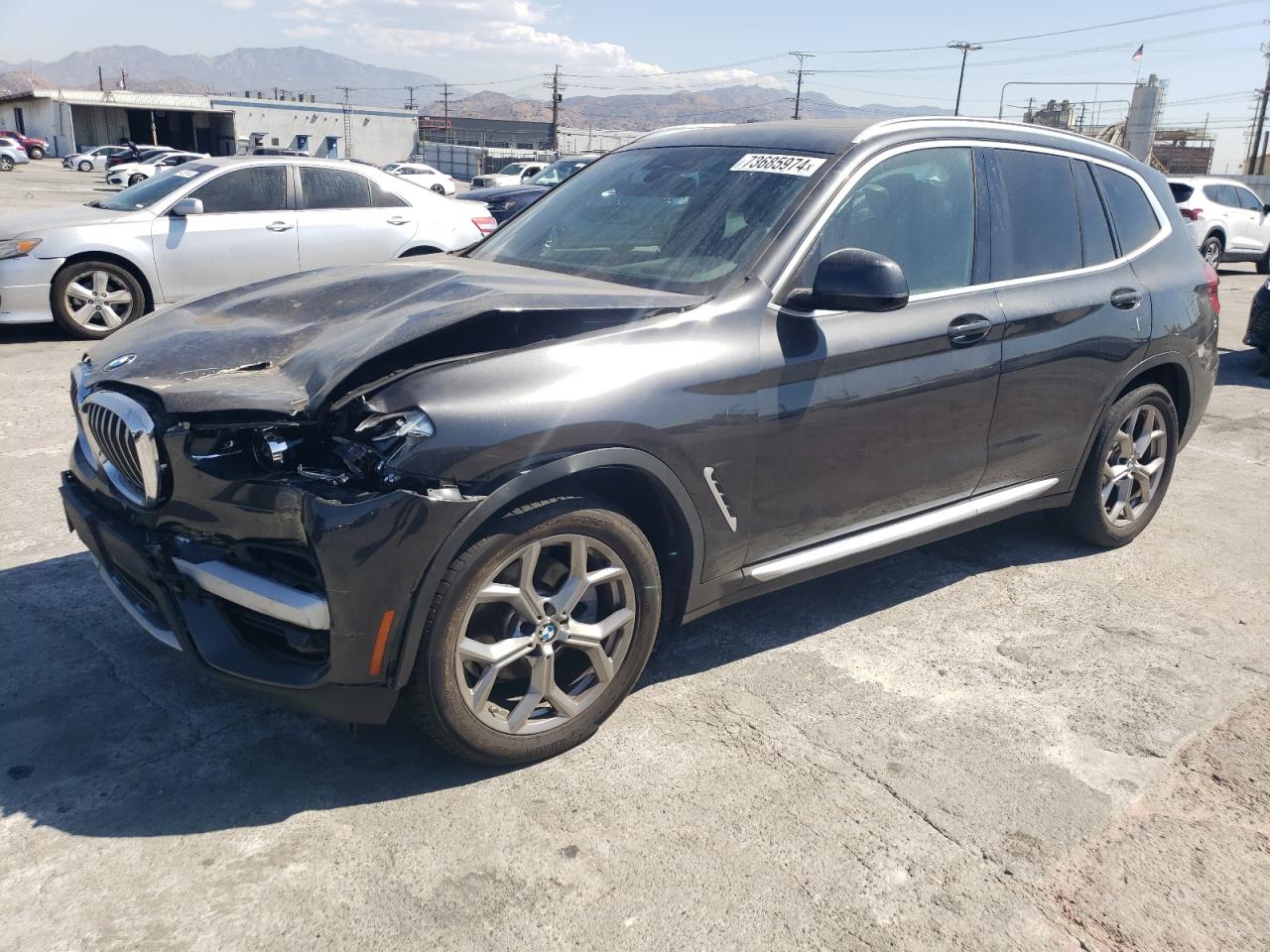 VIN 5UXTY3C02M9D82425 2021 BMW X3 no.1