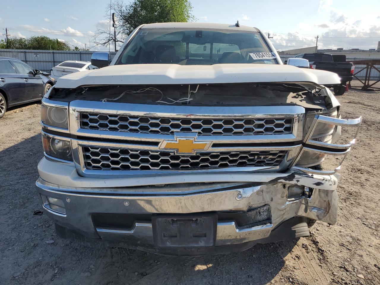 2014 Chevrolet Silverado - Image 5
