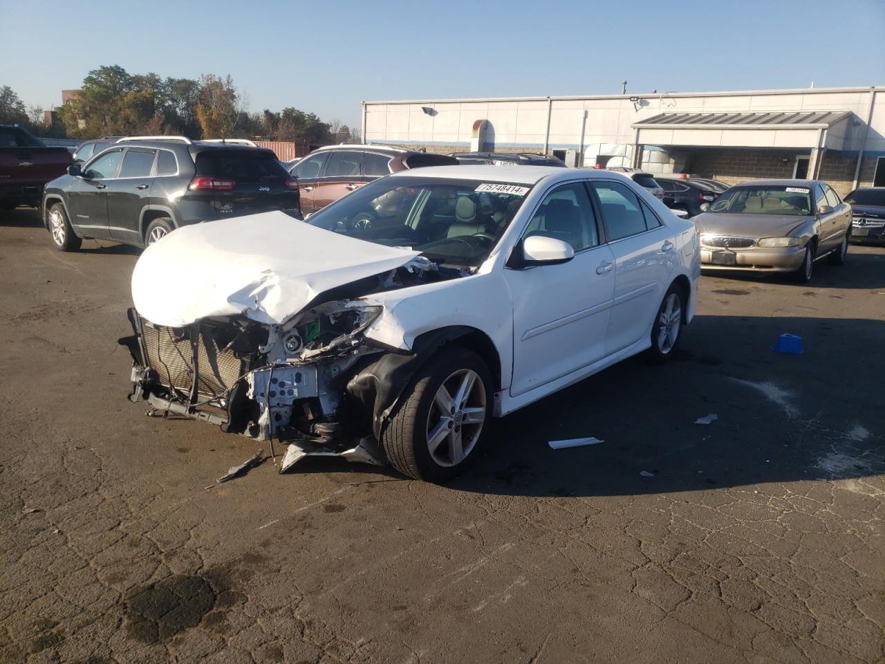 2013 TOYOTA CAMRY